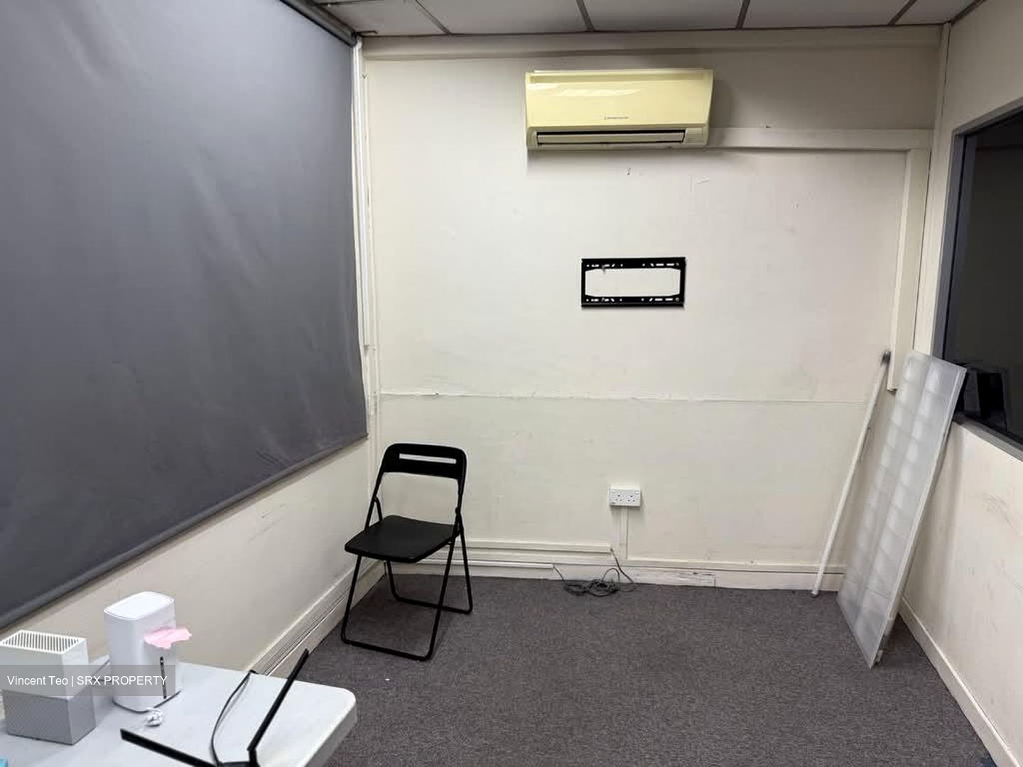Townshend Building (D8), Office #540855201